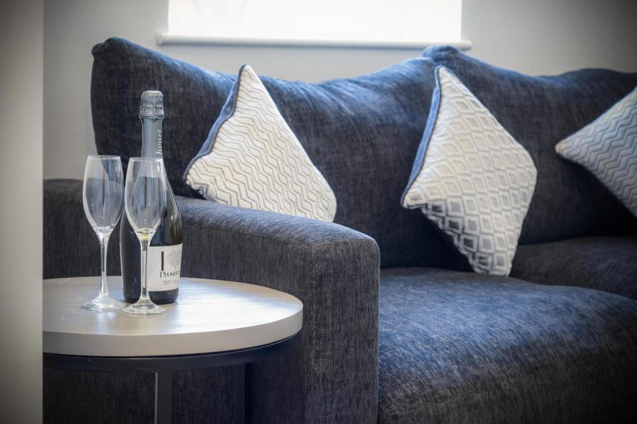 Four Seasons - 2 Bedroom - Apartment Tenby