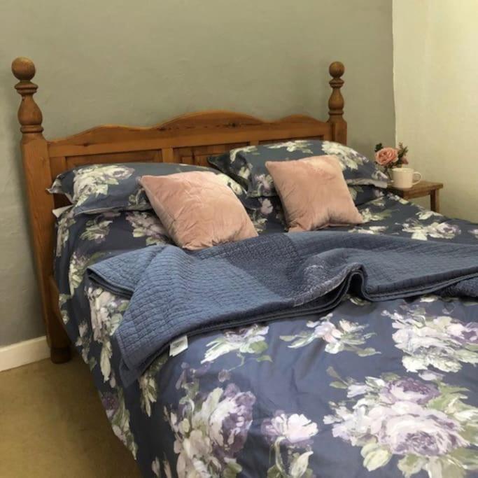 Apartment Hideaway 100m To Off-road Parking Tenby