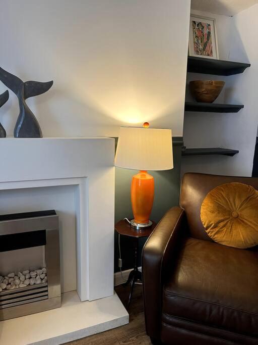 Holiday home Lobster - Stylish 3 Bedroom In Heart Of Town, Pembrokeshire *