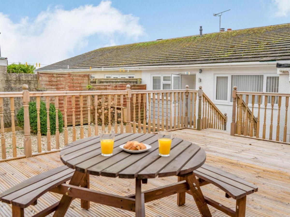 Holiday home 3-bed 5-6 Berth Modernised Bungalow! Tenby