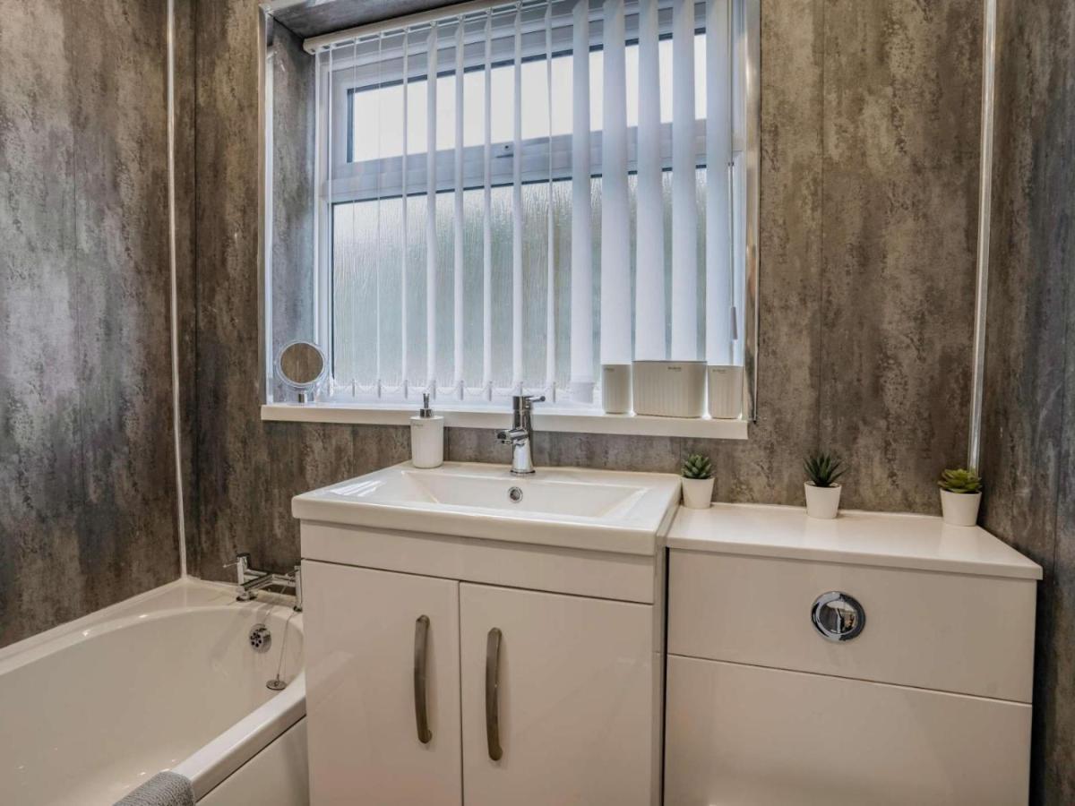 Holiday home 3-bed 5-6 Berth Modernised Bungalow! *