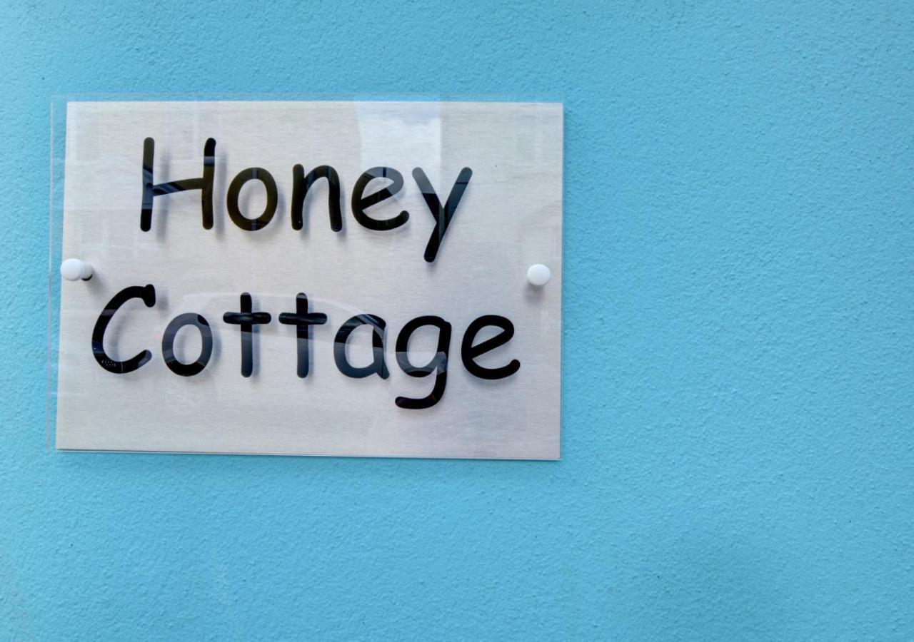 Holiday home Honey