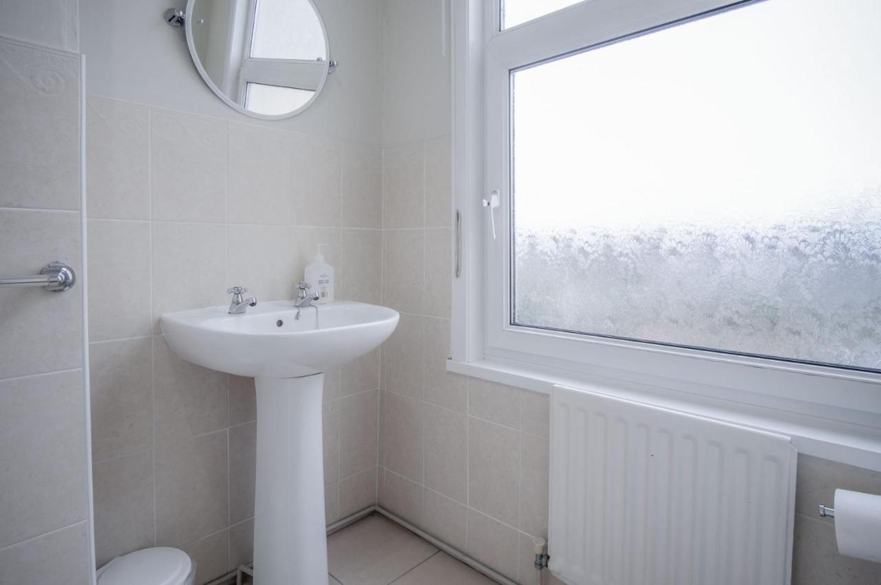 Connaught House - 2 Bedroom - * Tenby