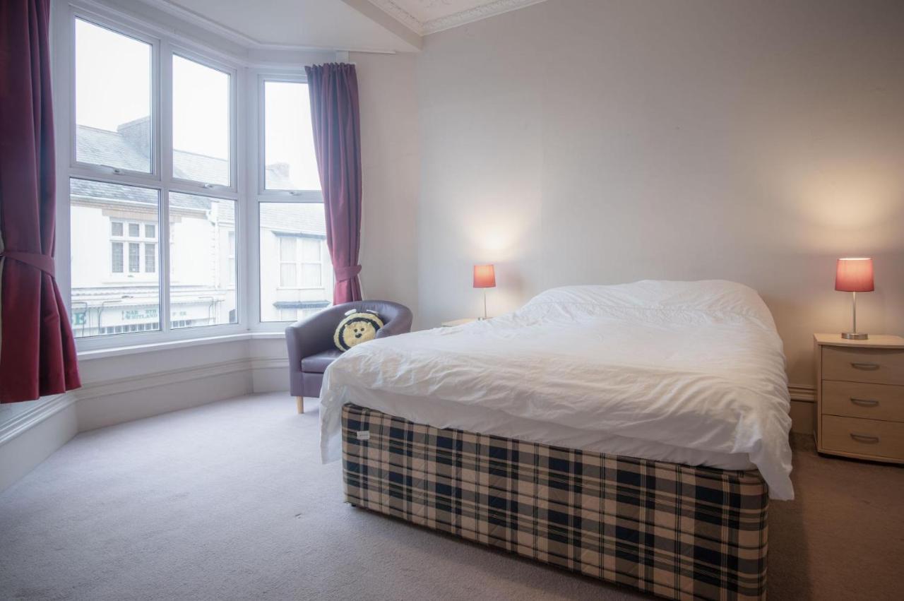 Apartment Connaught House - 2 Bedroom - *