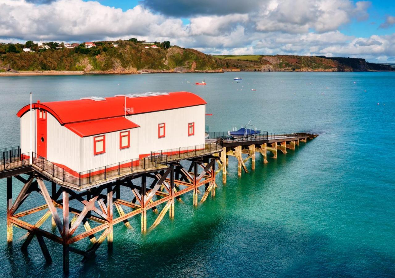 Dragon Holiday home Tenby