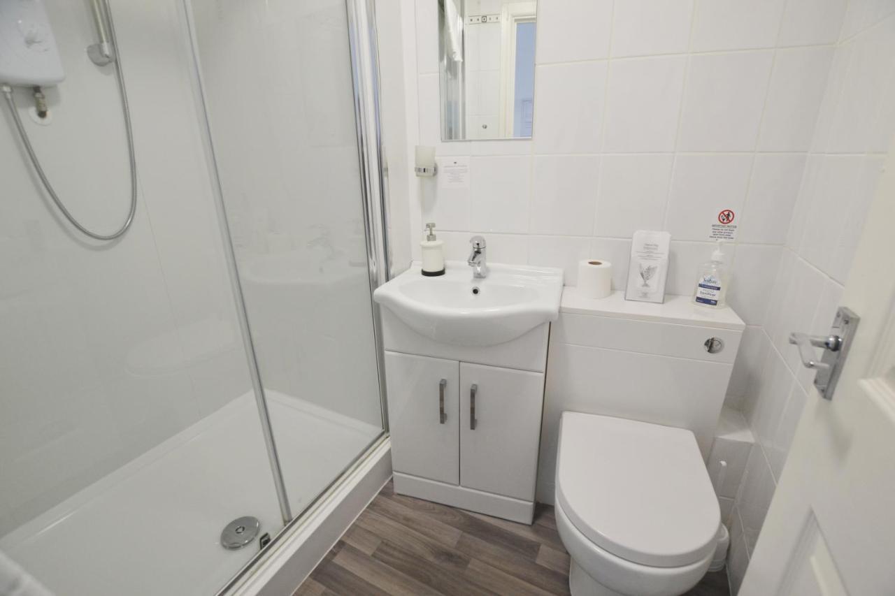 Glenthorne Guest house 3*