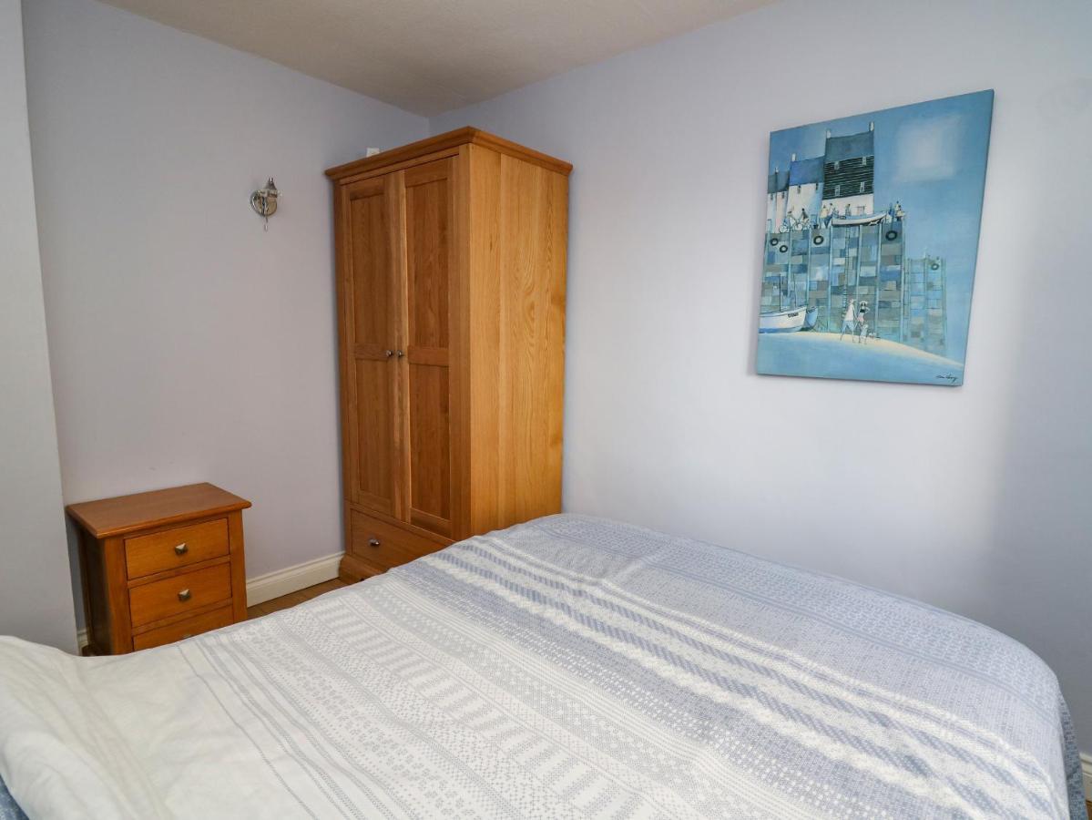 1 St Marys Court Tenby