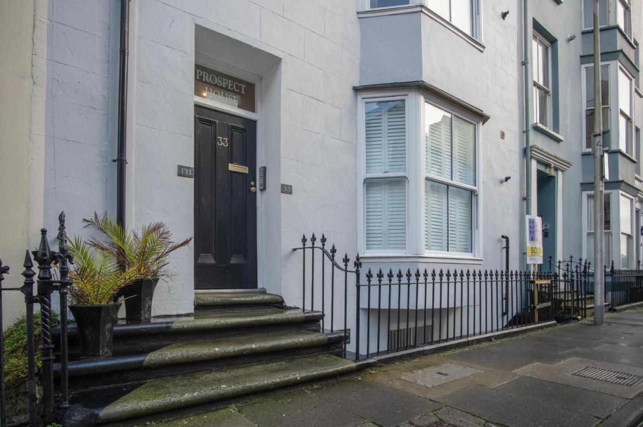 Skylark - 2 Bedroom - Apartment *