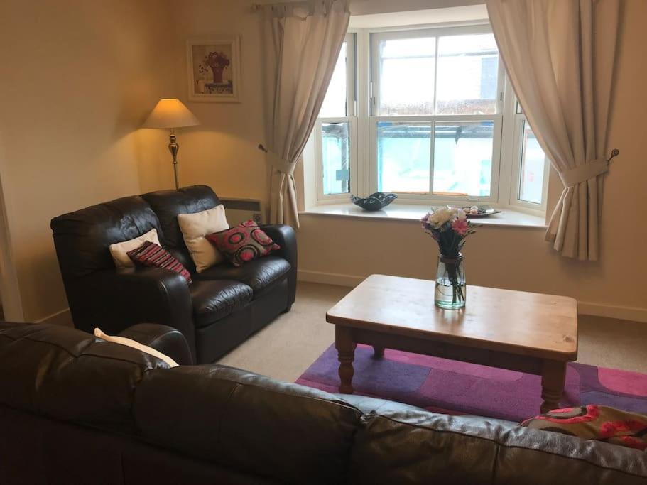 Apartment Great Offer 2 Bed Flat Free Parking Tenby