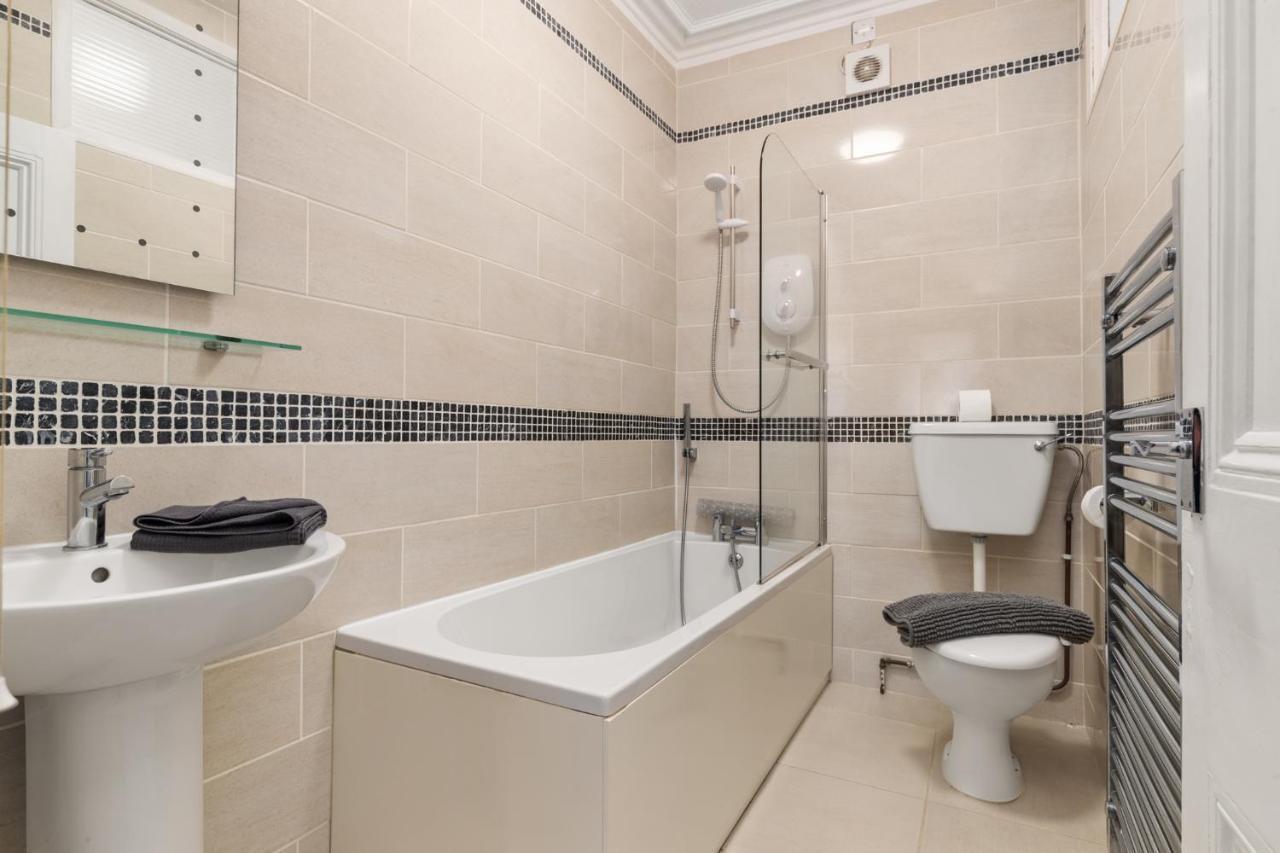 Caldey Bay - Lovely Sea Views Apartment Tenby