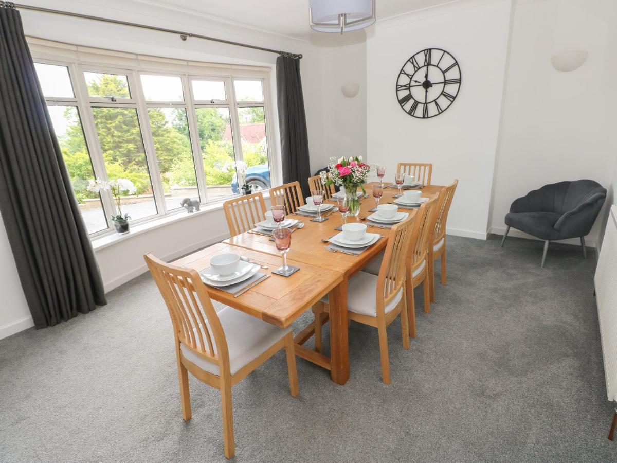 Westwinds Holiday home Tenby