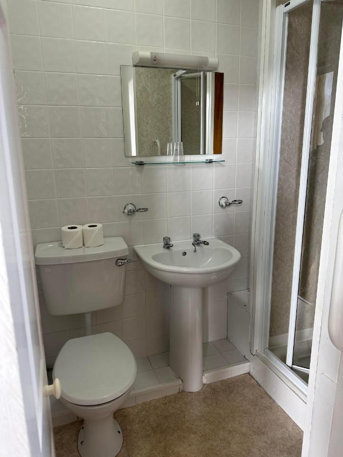 Clarence House 2* Tenby