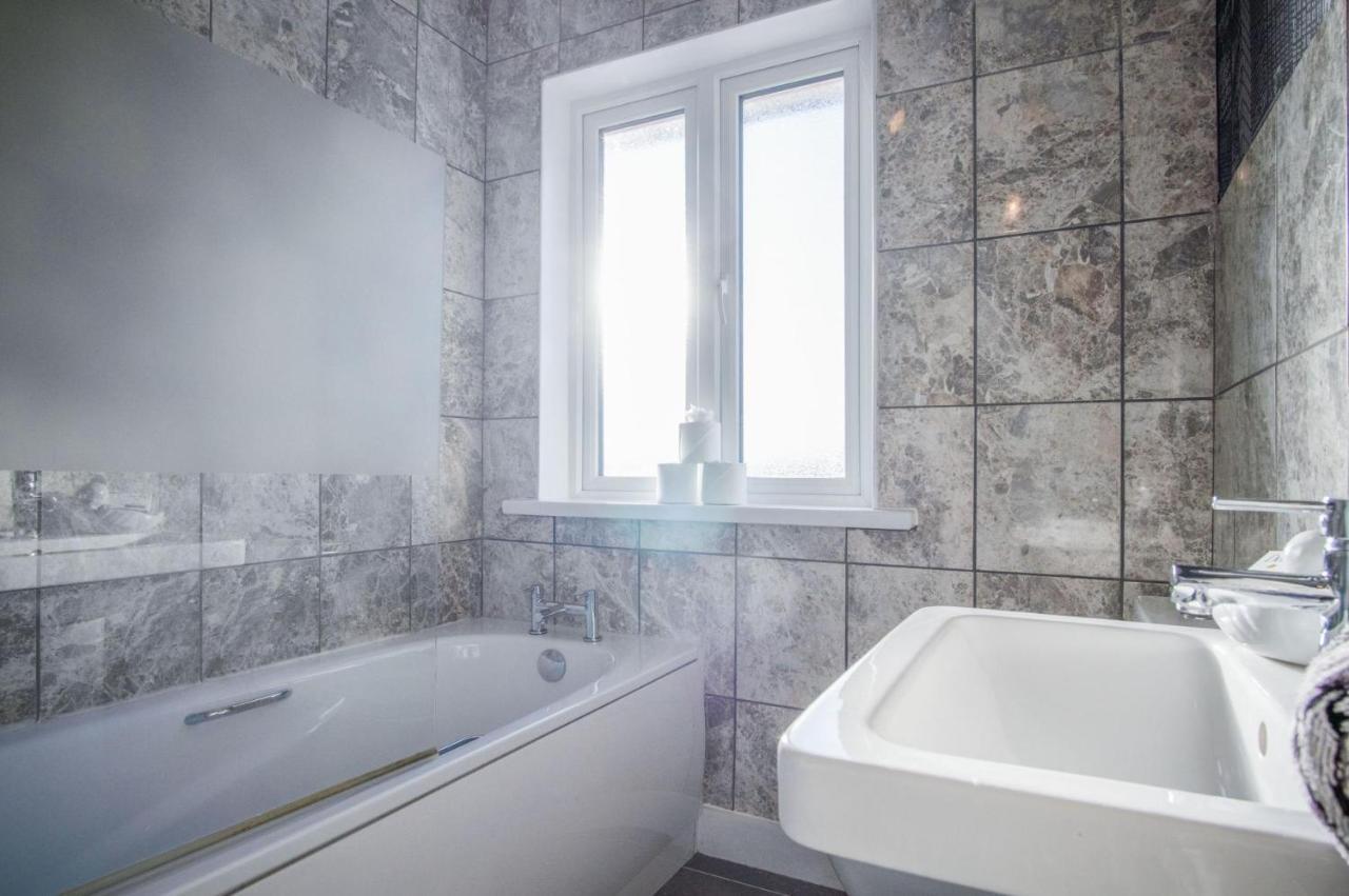Maytree - 4 Bedroom -