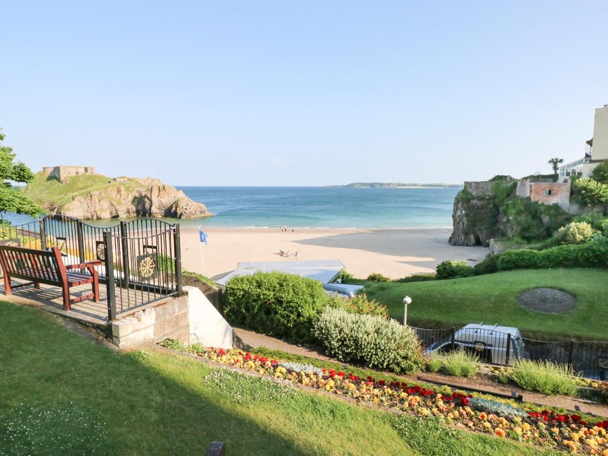 Sandtop Tenby