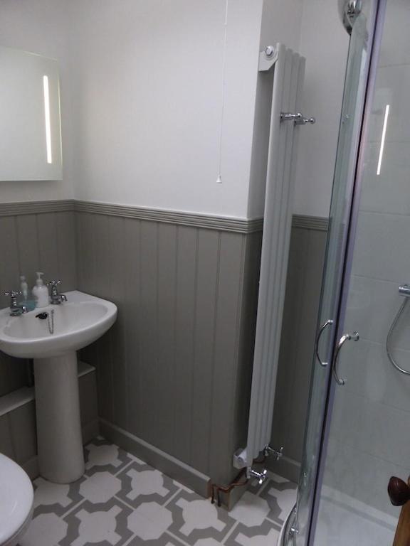 Seasalt - Modernised Traditional Cottage, Sleeps 5,short Walk To Beaches, Town, Amenities * Tenby