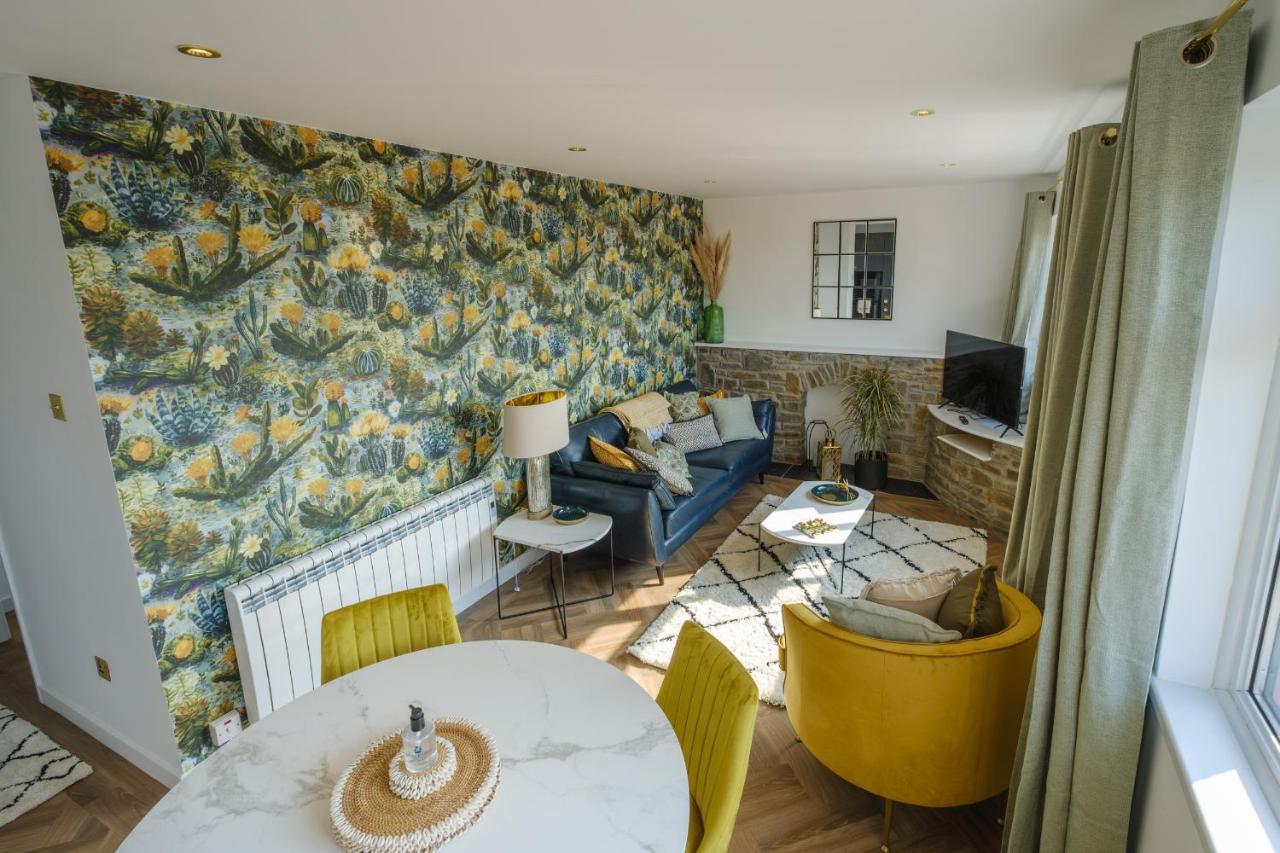 Priory Bay Escapes - Matahari Apartment *