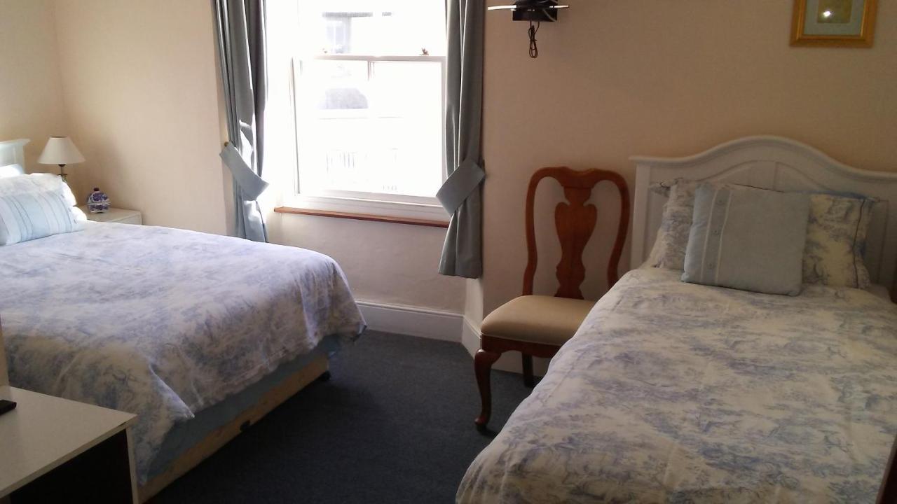 Myrtle House Hotel 3*