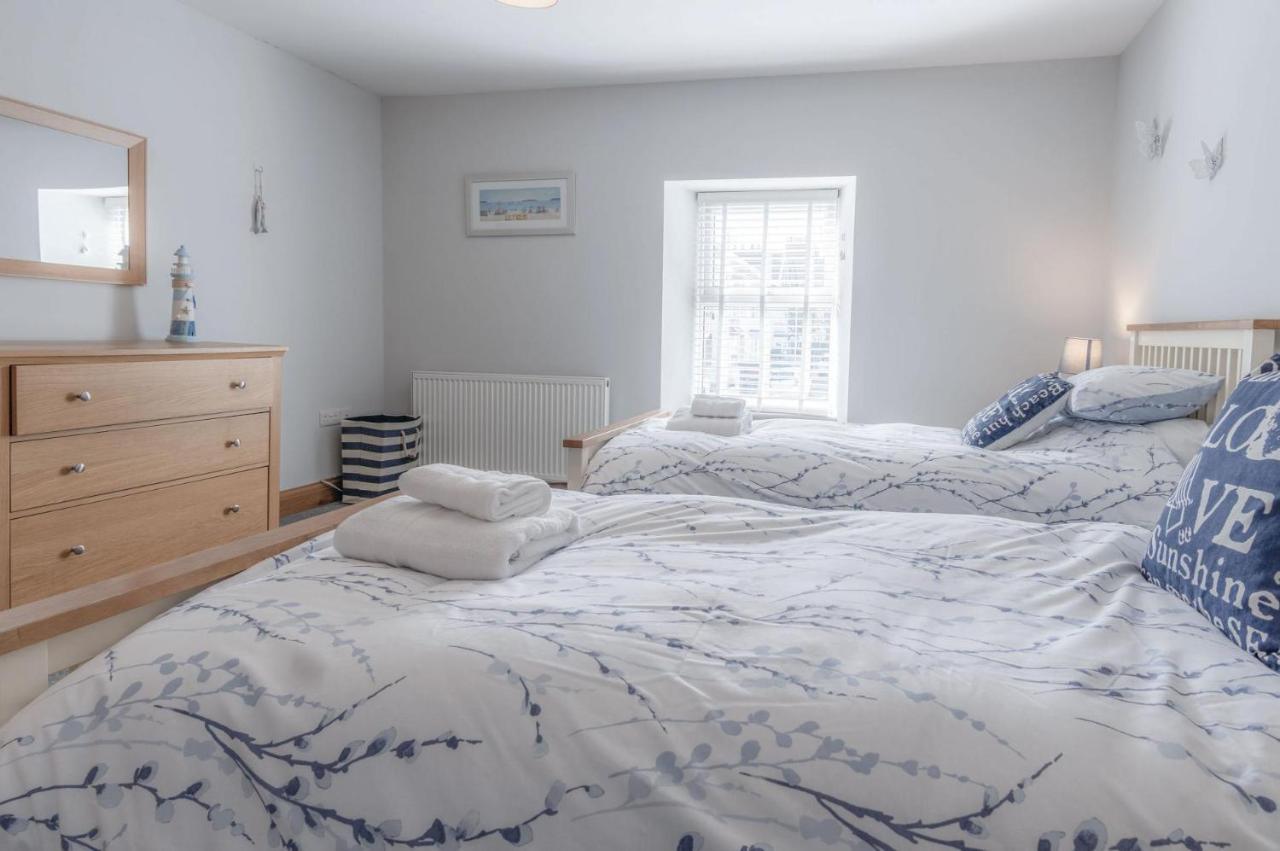 Castle - 3 Bedroom - * Tenby