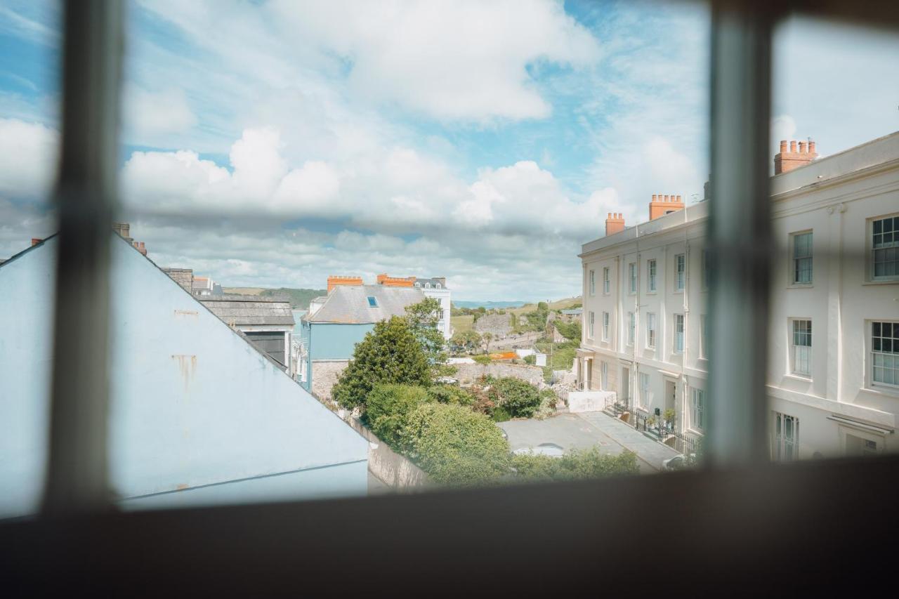 Lofty, Elevated Luxury At Harbour Tenby