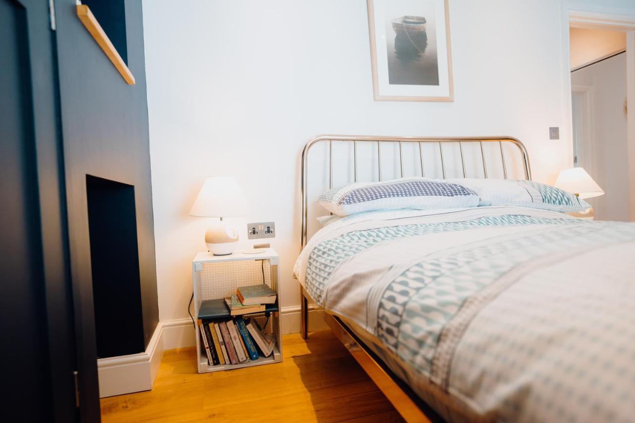 Lofty, Elevated Luxury At Harbour Holiday home Tenby