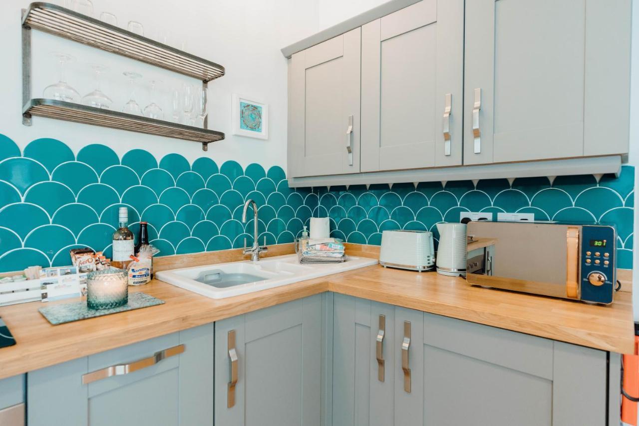 Luxury Above The Stunning Harbour Holiday home Tenby