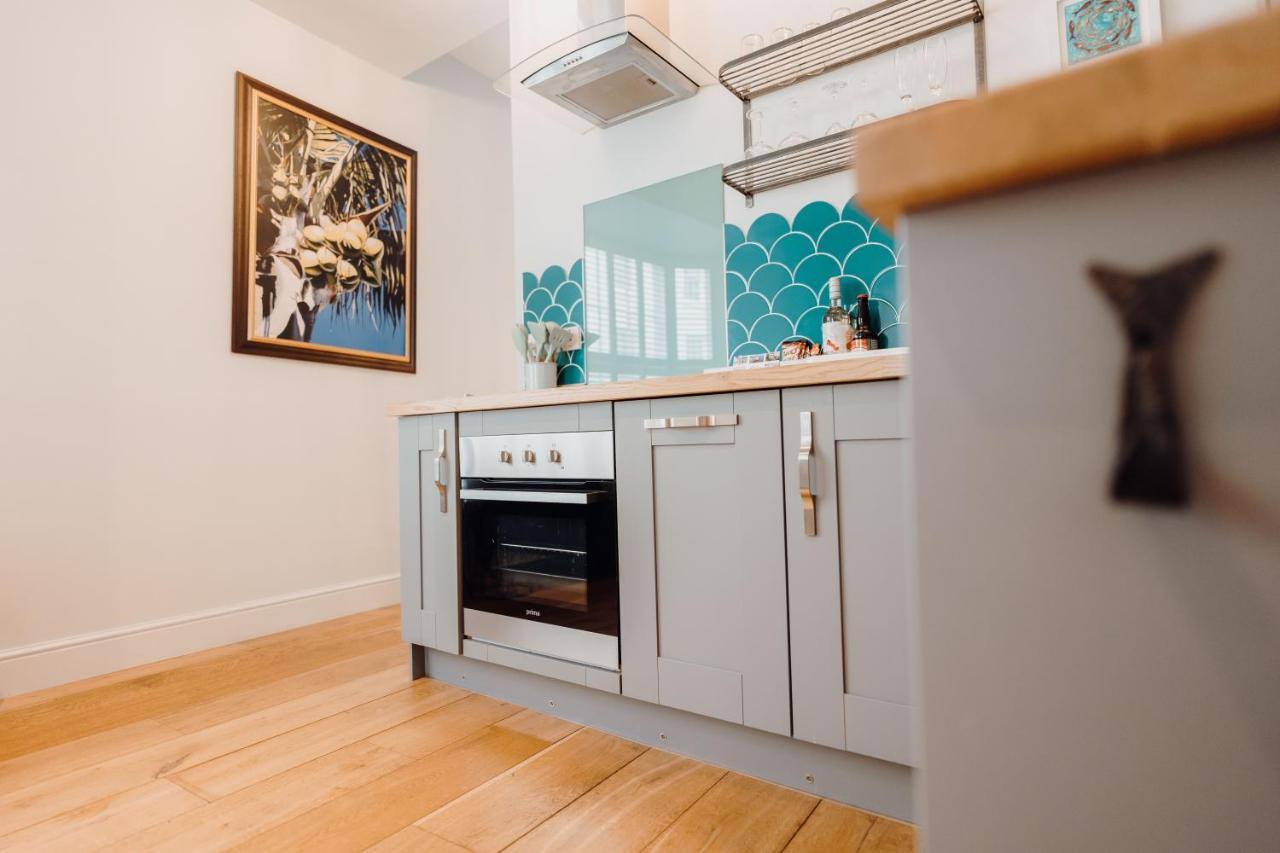 Luxury Above The Stunning Harbour