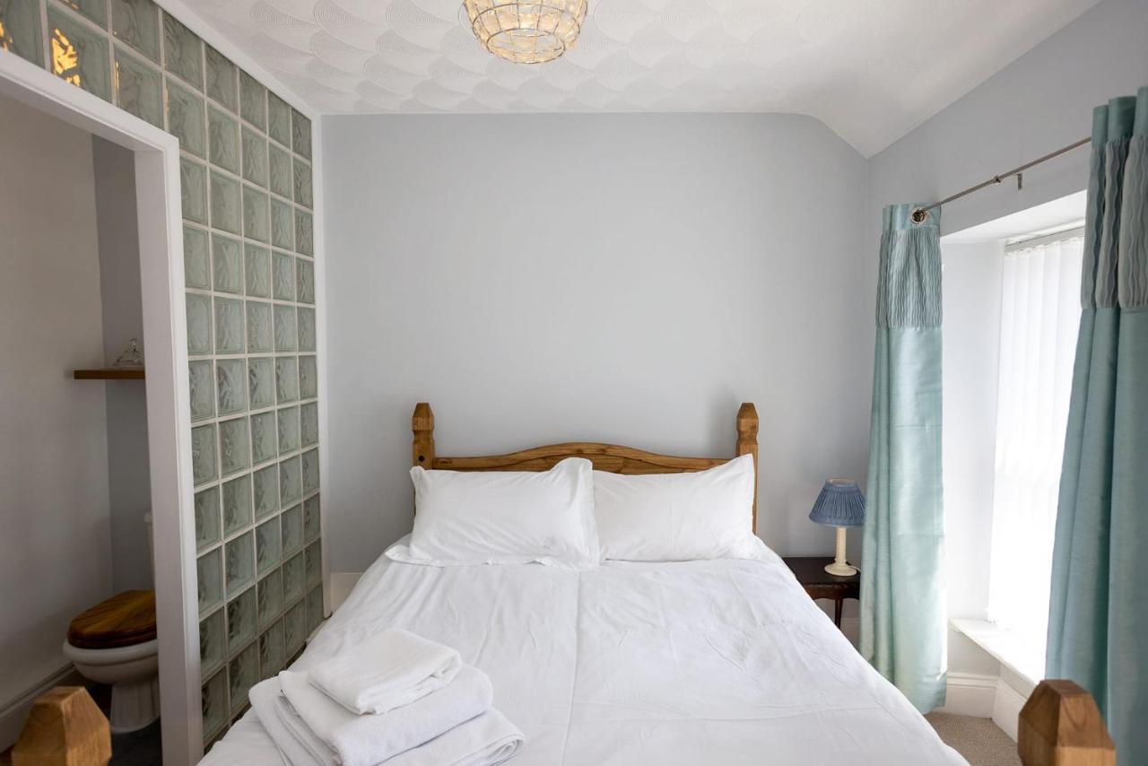 5 Bedroom With Indoor Pool Holiday home