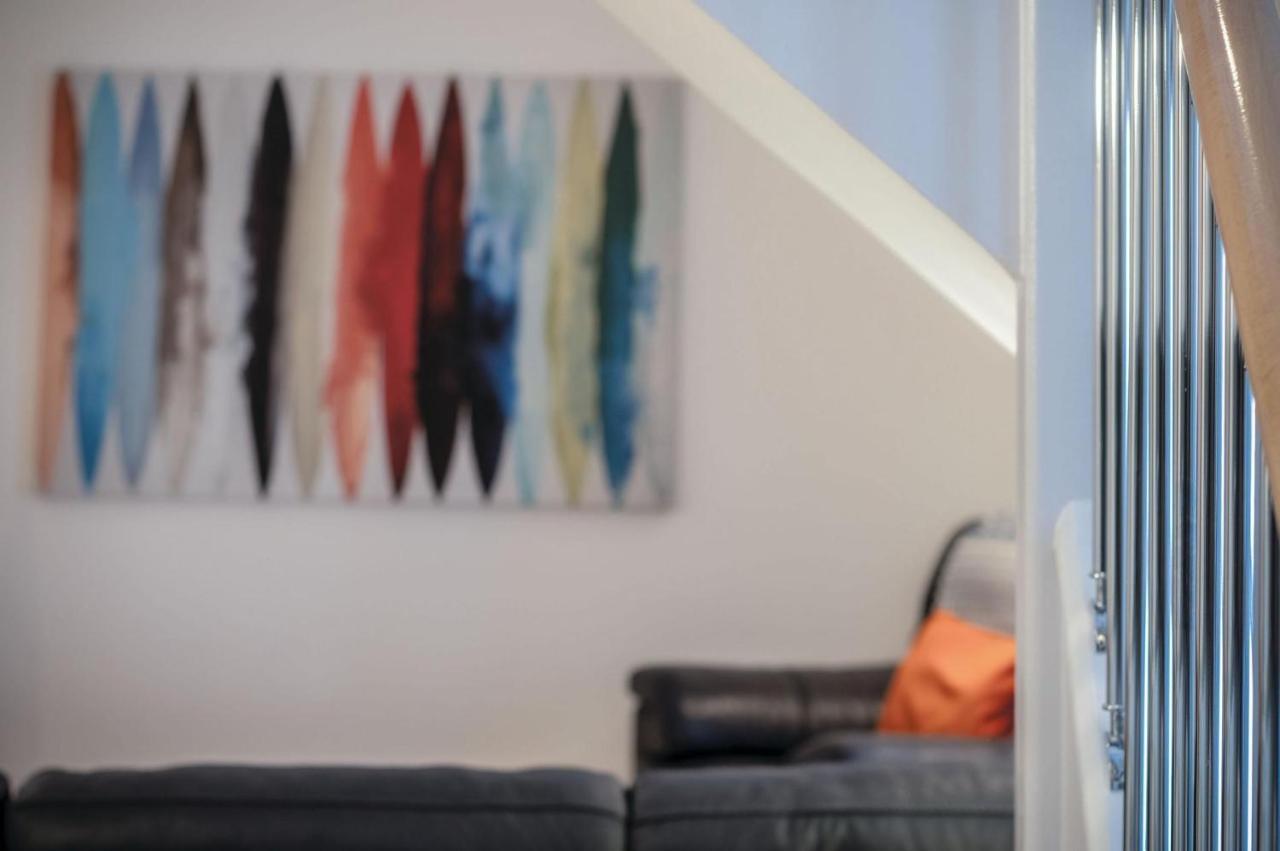 Flat 2 - 2 Bedroom - Apartment Tenby