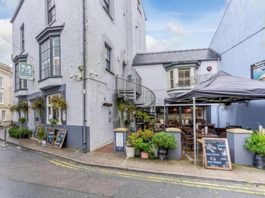 Luxury Above The Stunning Harbour * Tenby