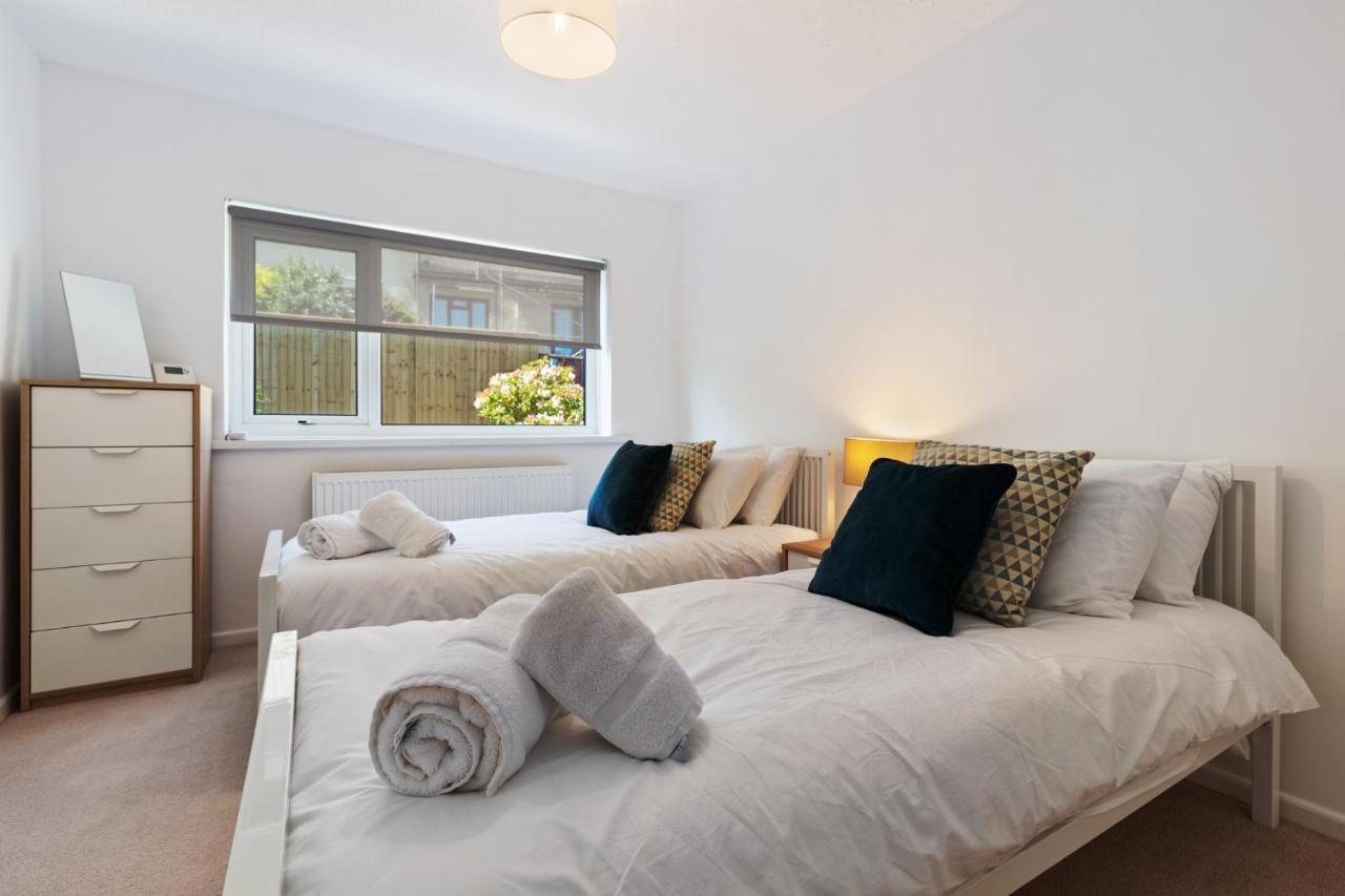 Merlins Gardens Holiday home