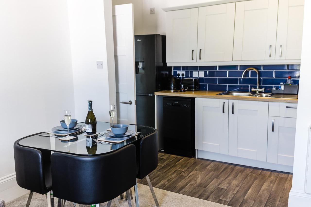 Apartment Flat 3 Flint House - Luxury Couples