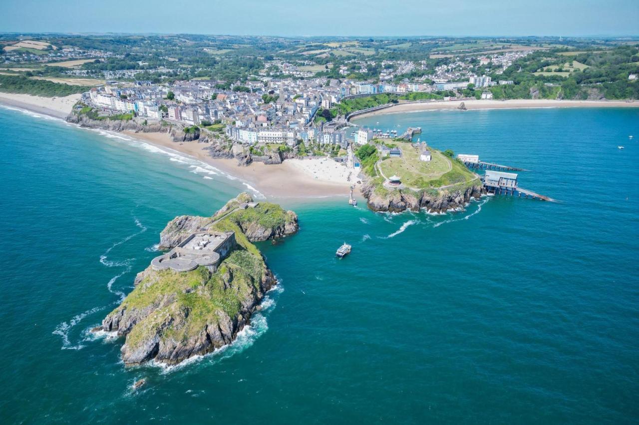 Croft Court - 1 Bedroom - Apartment Tenby
