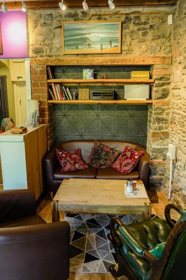 Bed & Breakfast House - Lundy North *