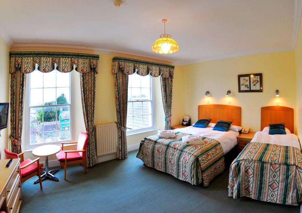 Fourcroft Hotel
