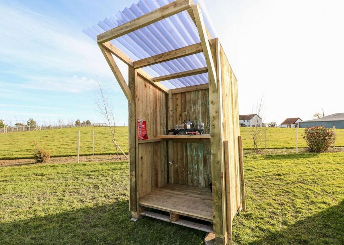 Headland Escape Glamping Tenby