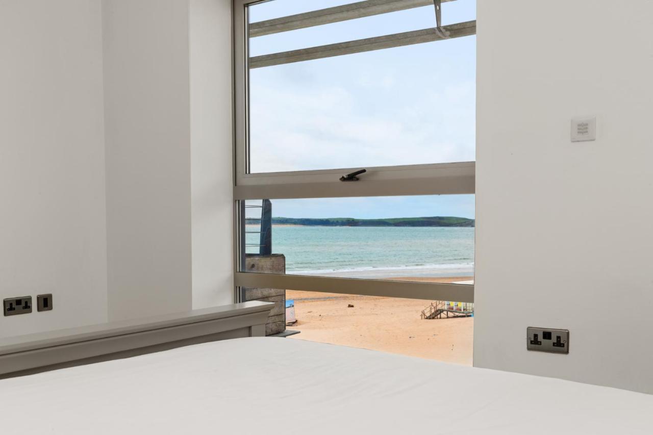 Sea Breeze - Spectacular Sea Views Tenby