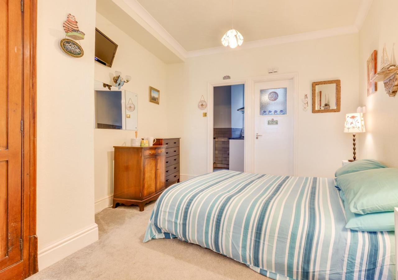 1 Sparta House Apartment Tenby