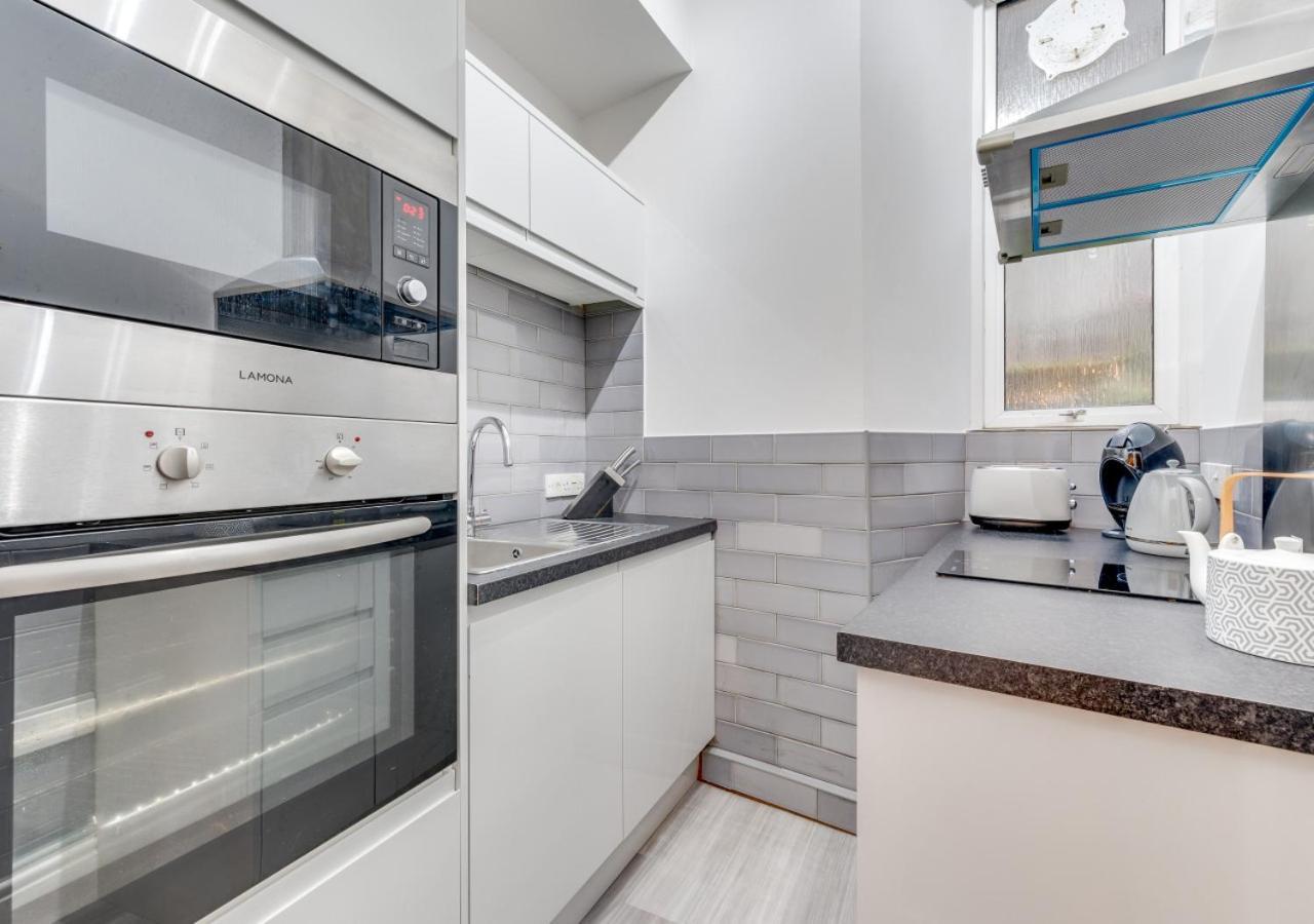 1 Sparta House Apartment