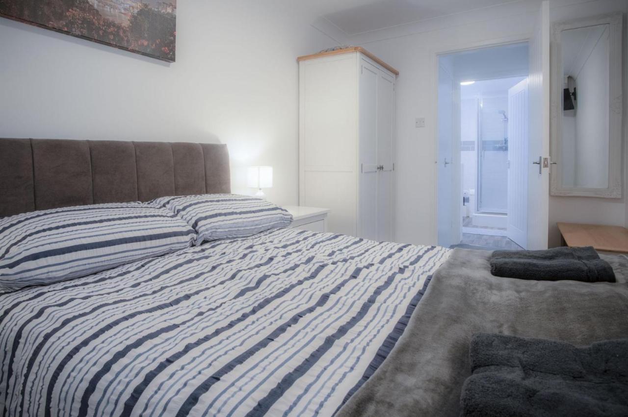 Apartment Castle Cove - 1 Bedroom - *