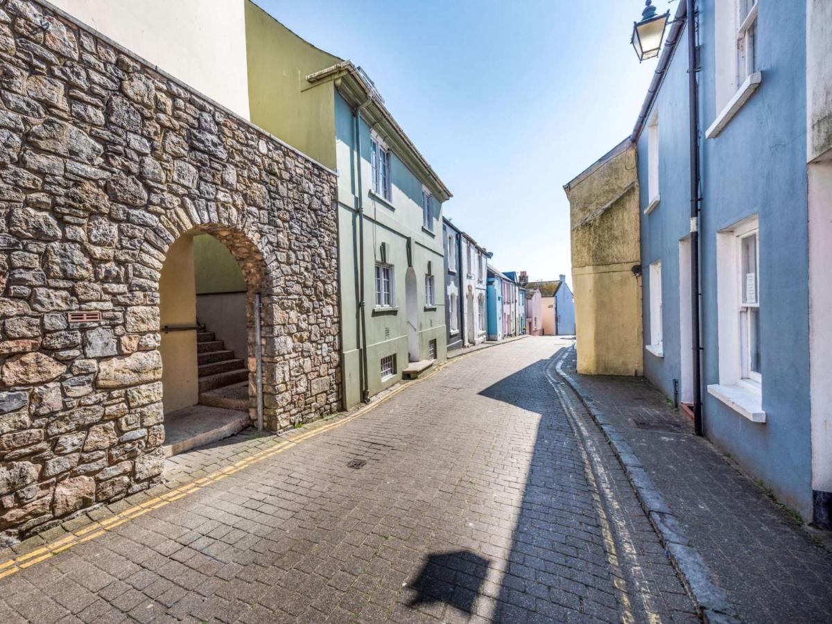 Apartment 2 Bed In 87834 Tenby