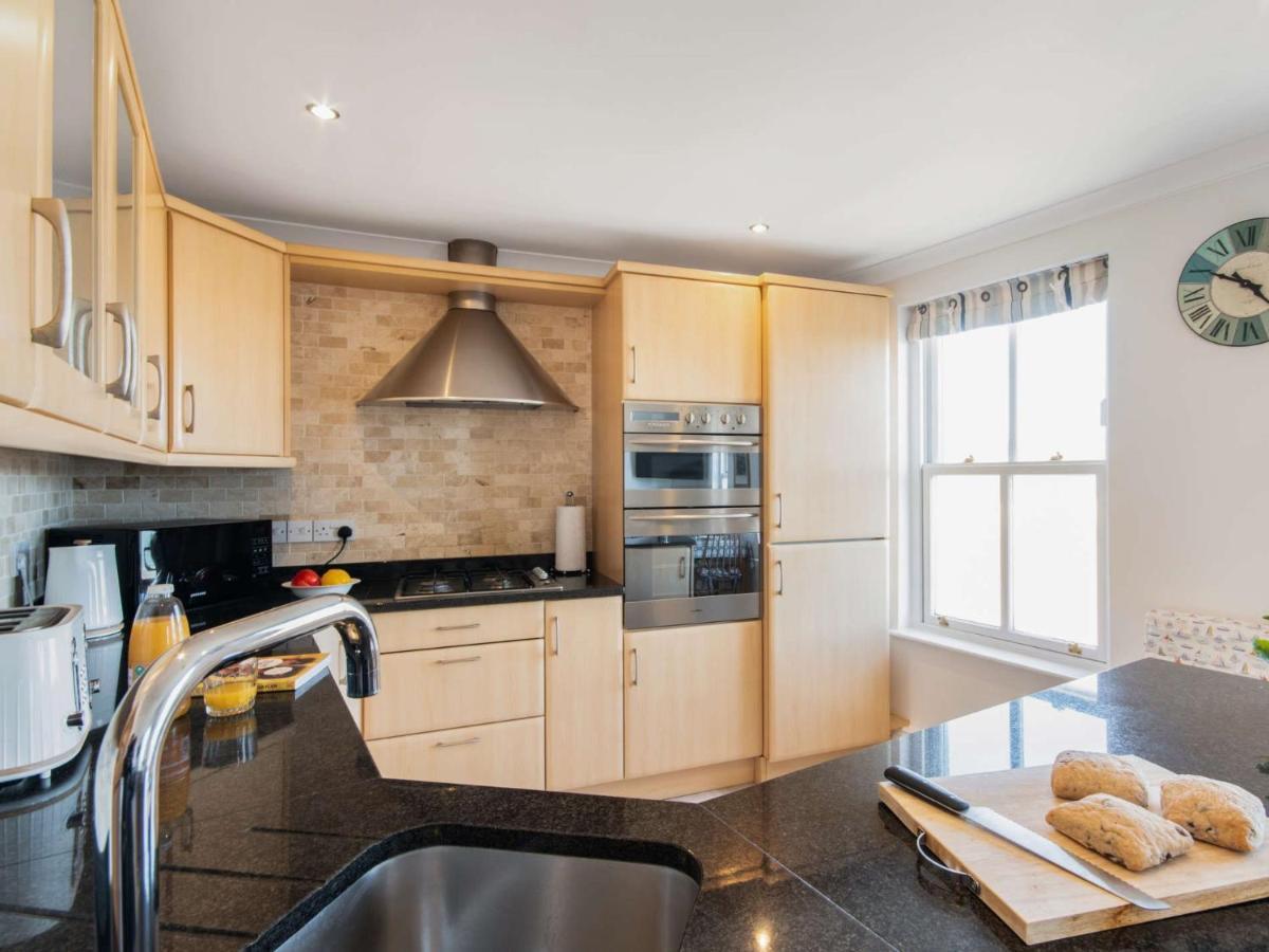 2 Bed In Fb115
