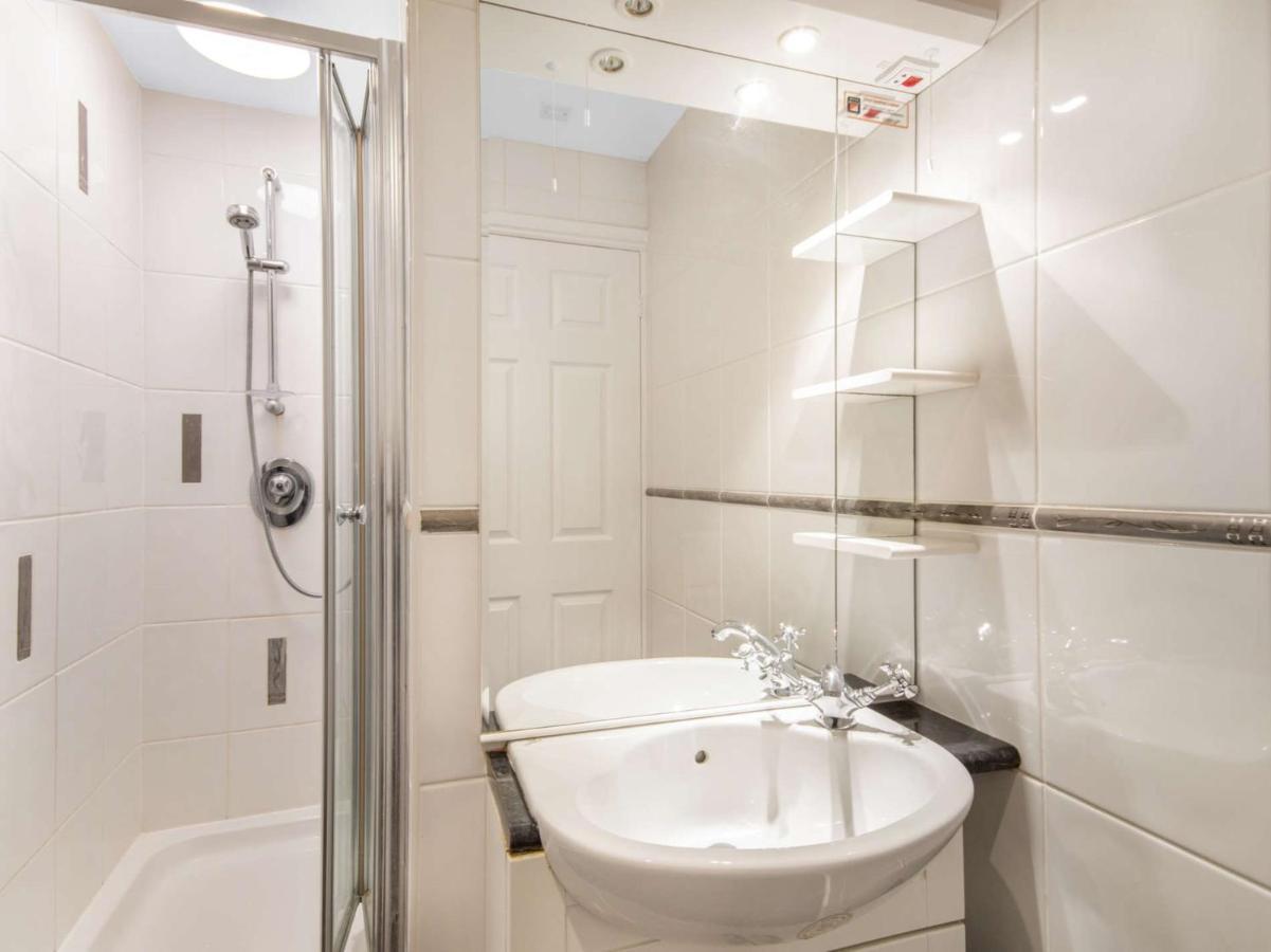Apartment 2 Bed In Fb115
