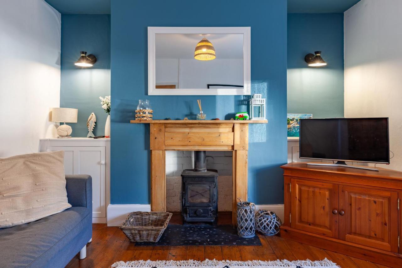 Family With Bunk Beds, Courtyard, Tv & * Tenby