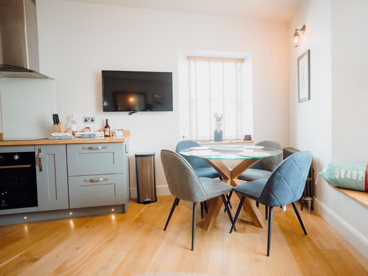 2 Bed In Fb285 Tenby
