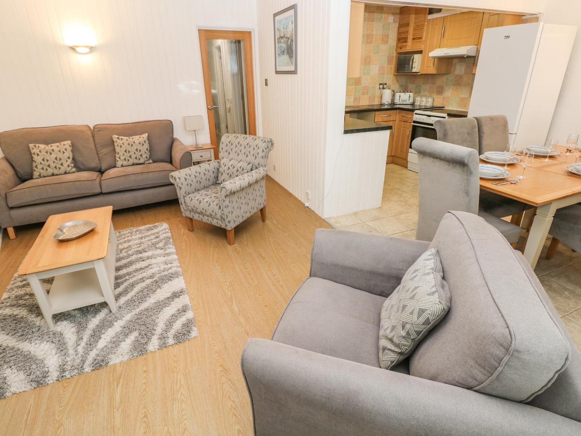 Apartment Sea Drift *