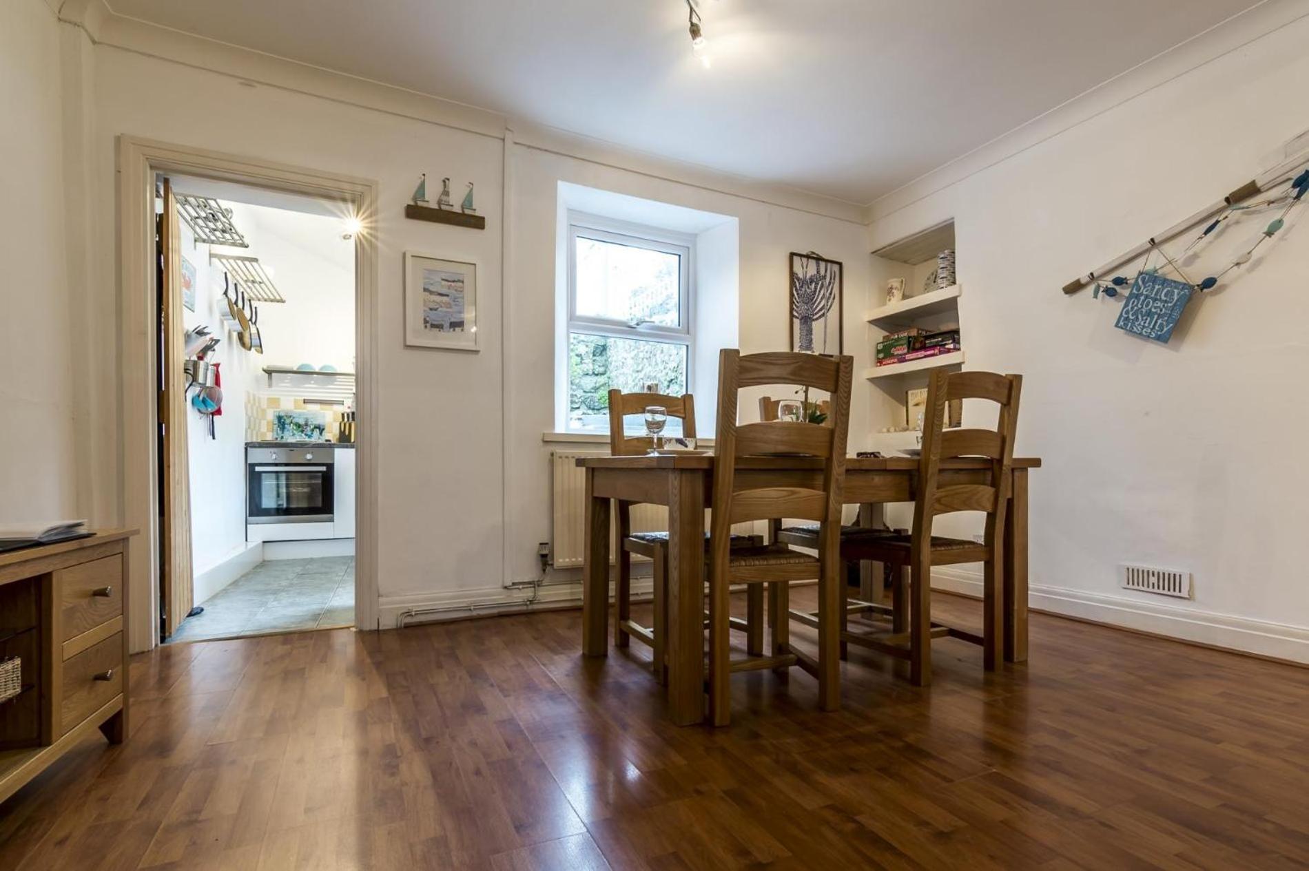 Shell - 2 Bedroom - Tenby