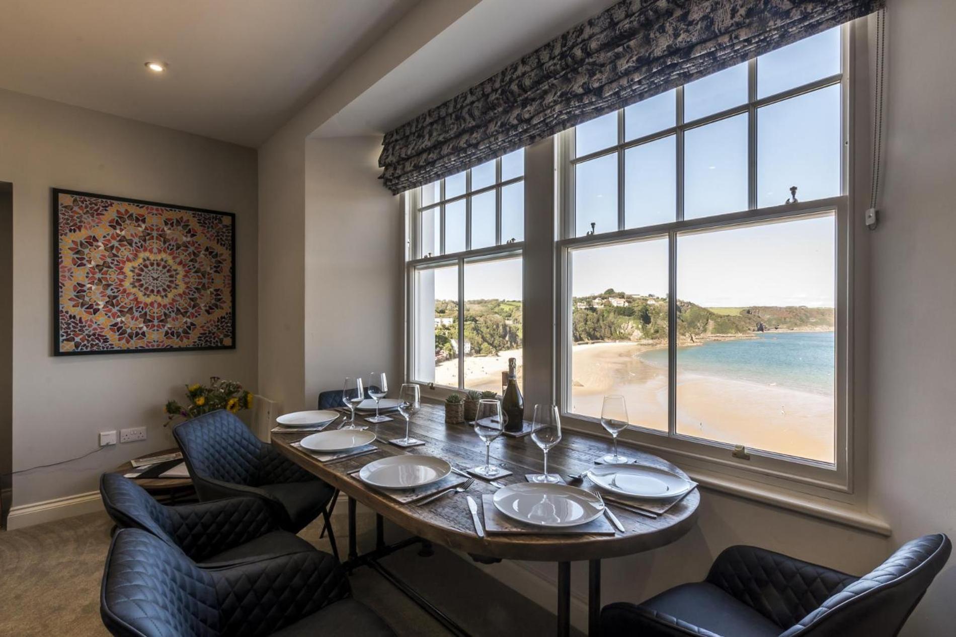 Lady - 2 Bedroom - Tenby
