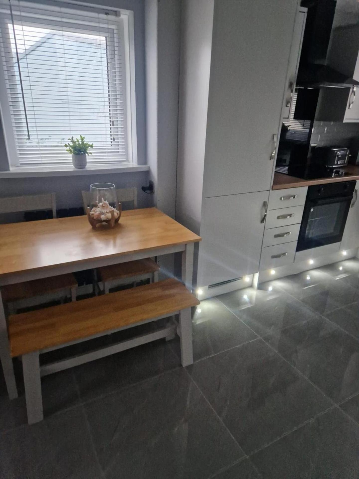 Captivating 2-bed In Tenby