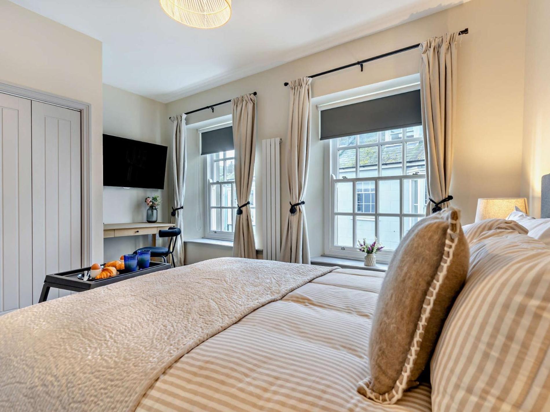 2 Bed In 94318 Holiday home *