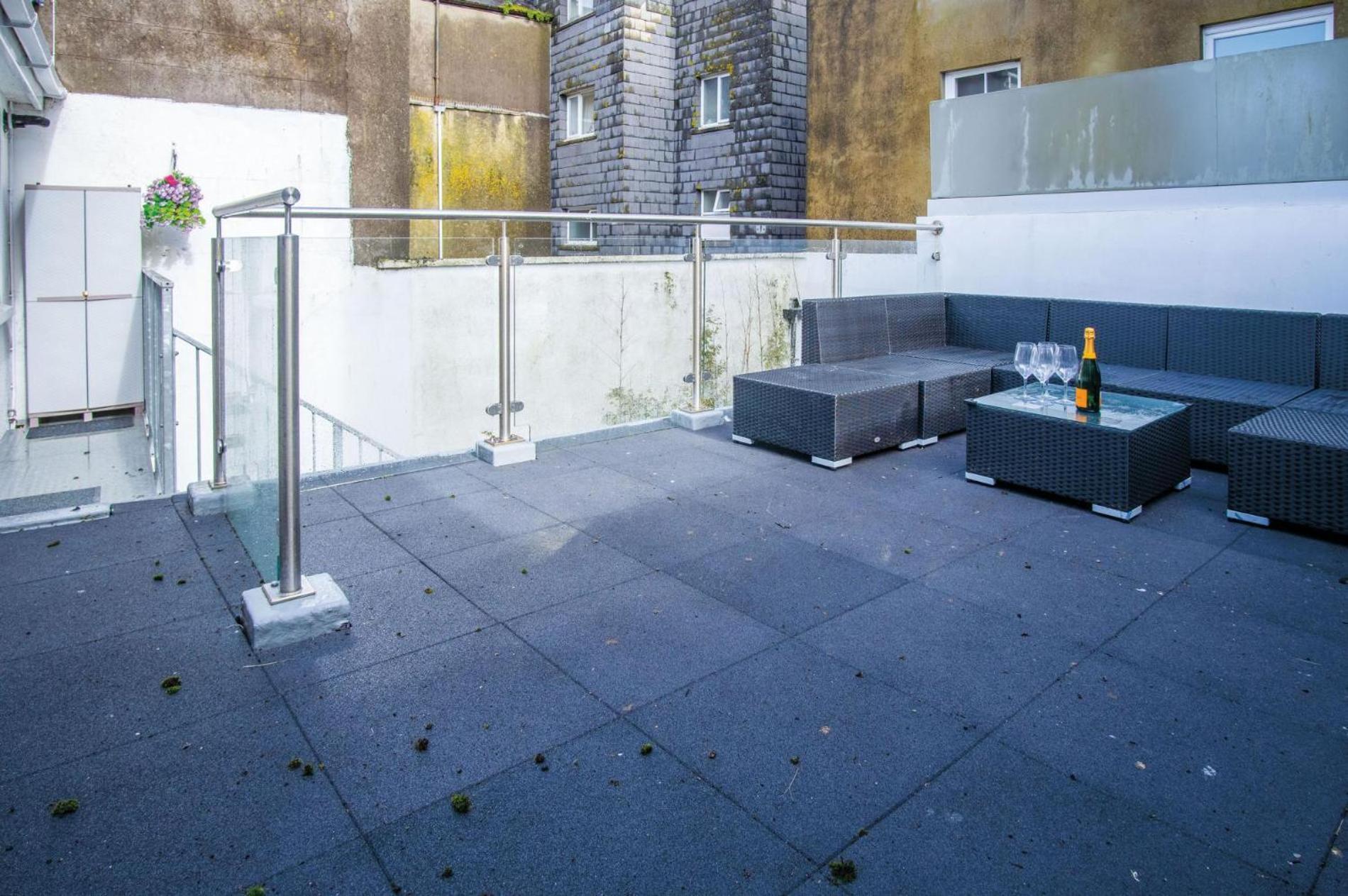 Luxurious Charlton Mews - 2 Bed - Tenby